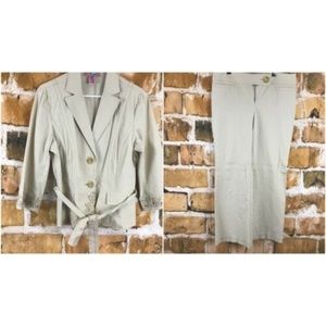 Bandolino 2 Piece Suit Women's Size 16 Work Set